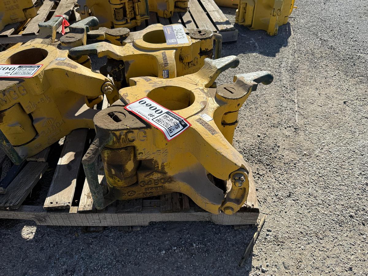 Used AOT MGG 3 1/2'' 250-Ton BN DP Elevators