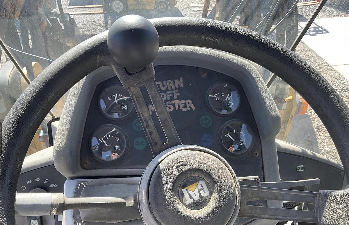 Used 2002 Caterpillar IT28G Wheel Loader