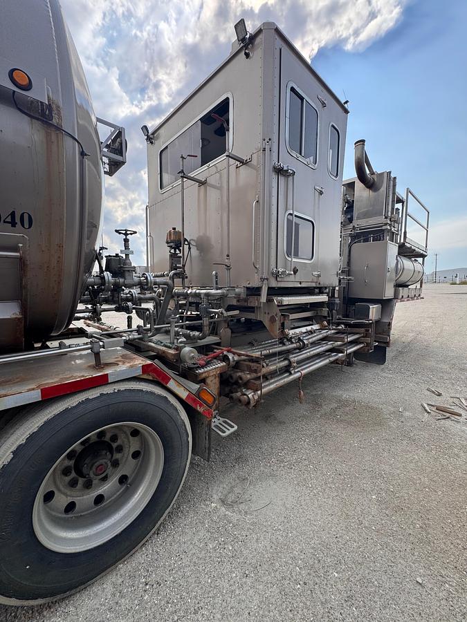 Used 2006 Aspen 42ft Tri-Axle Drop Deck Non-Fired Nitrogen Pumping Trailer