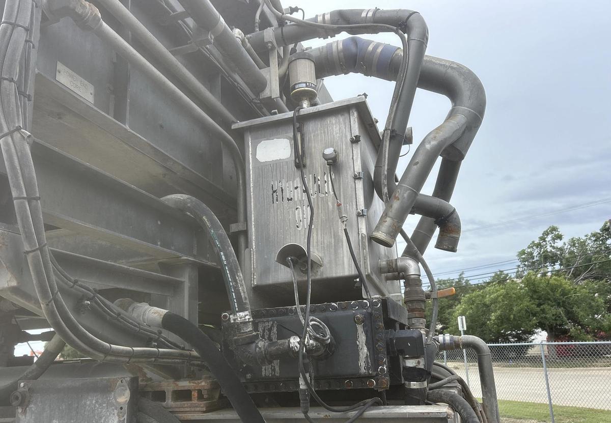 Used 2012 Loadcraft Industries LCI-25T-C Frac Pump