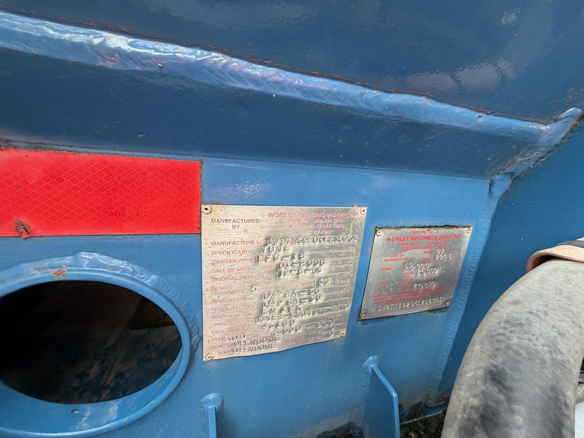 Used 2006 Worley Welding Works 4,100 Gallon 3-Comp Acid Transport Trailer