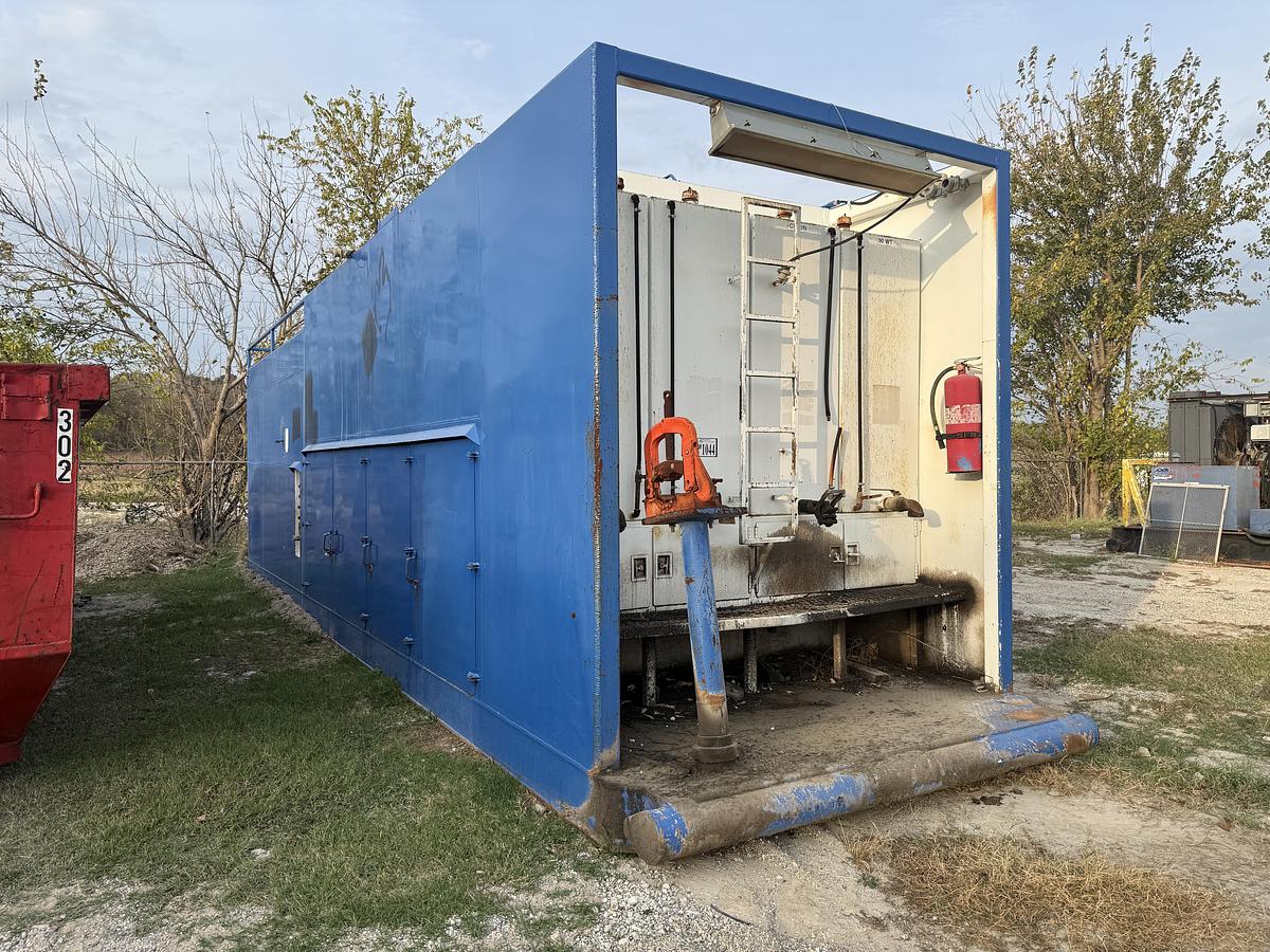 Used DS 320 4-Station Closing Unit