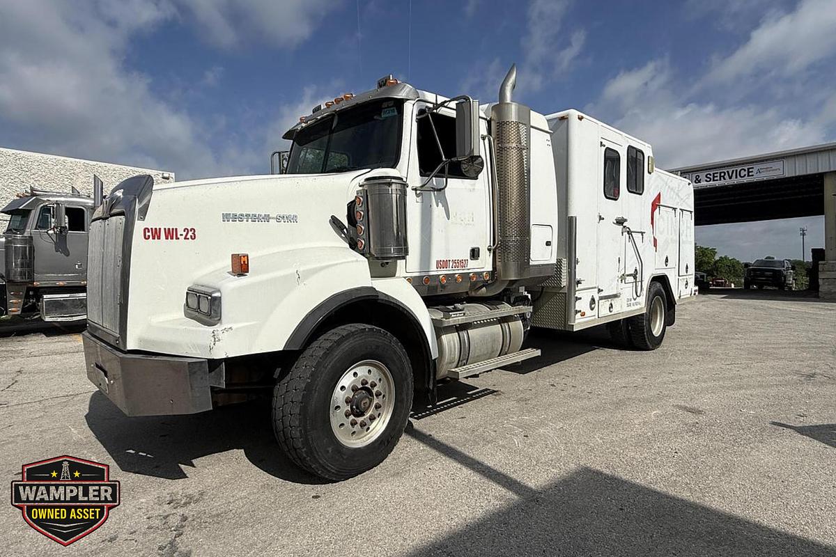 Used 2007 Western Star Wireline Service Truck with Sleeper Cab