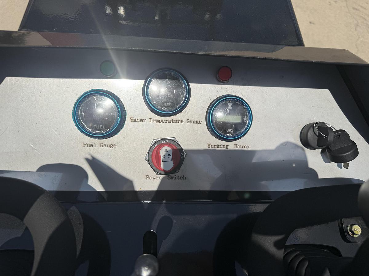 Used (2) 2026 Sdlanch SSL1200 Skid Steer - BRAND NEW!