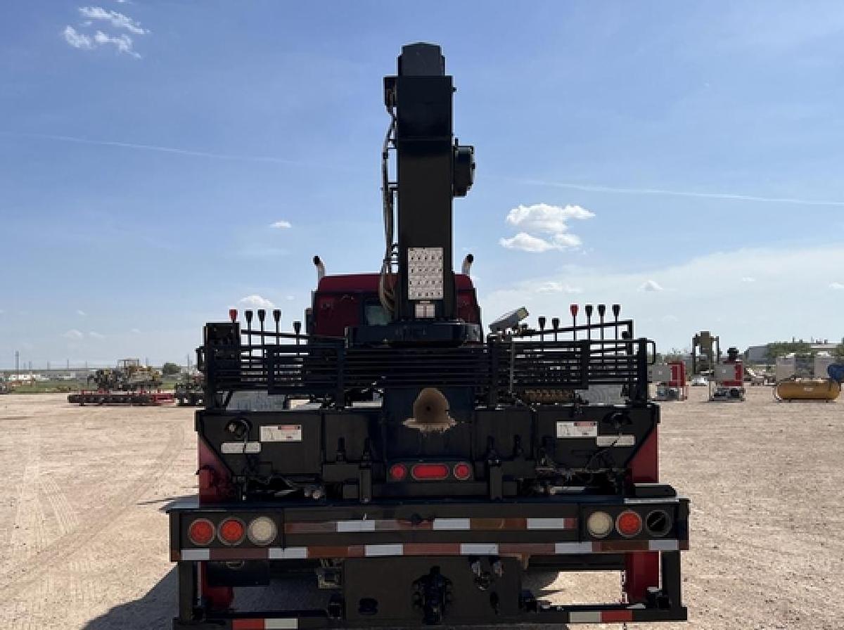 Used 2006 Western Star 4900 Boom Truck, Sleeper