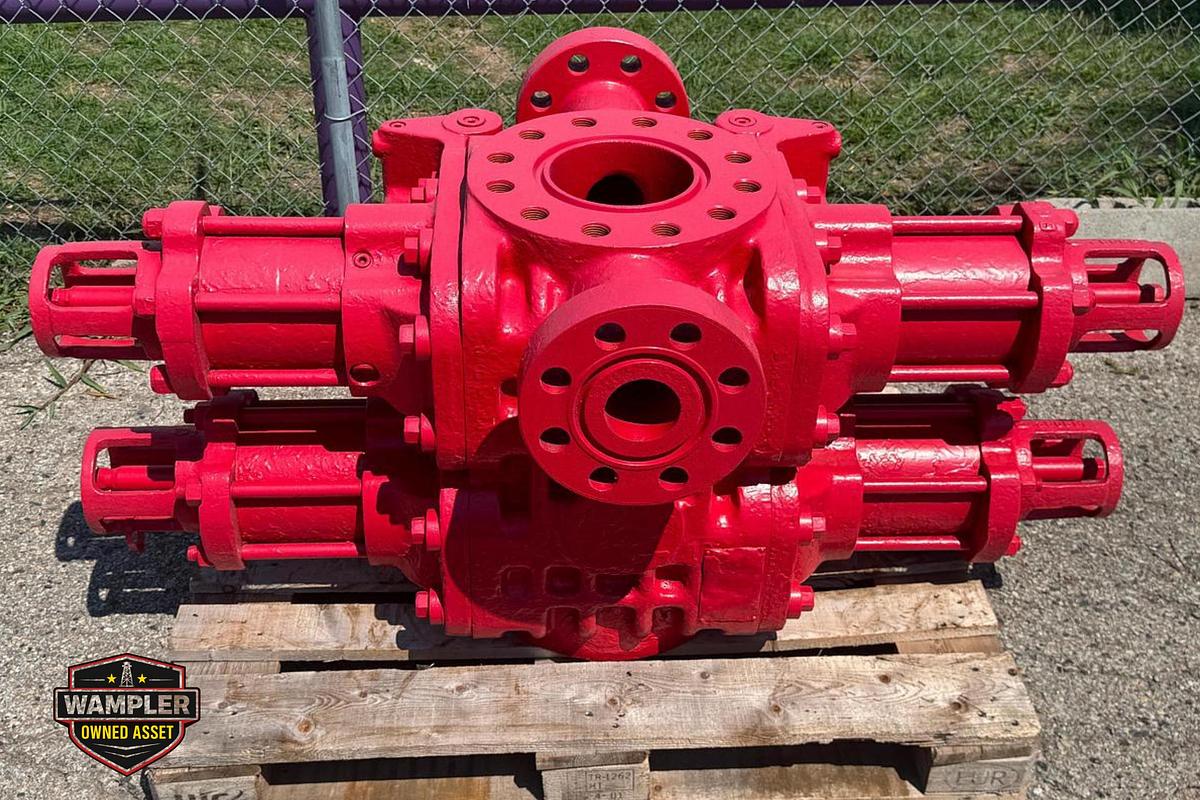 Used Shaffer 7 1/16" x 5000 Double Hydraulic BOP