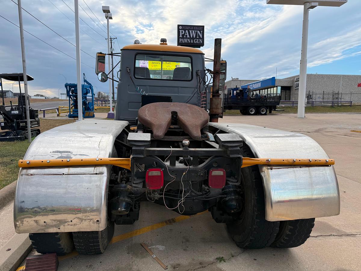 Used 1972 MACK TRUCK R795ST