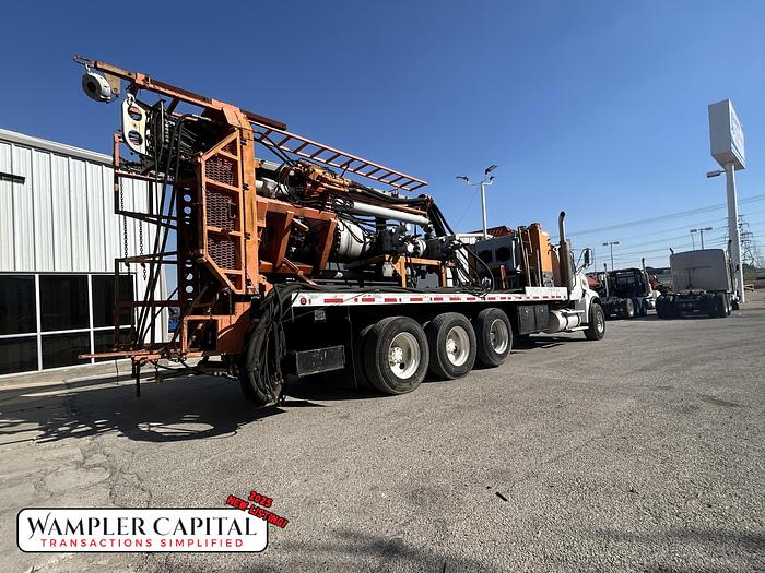 Used 2007 Sterling Tri-Axle Snubbing Unit