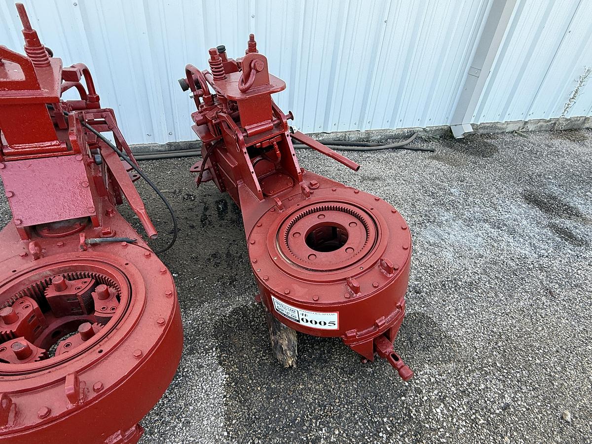 Used Foster 58-93R Hydraulic Tubing Tongs