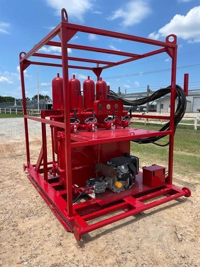 Used BOP 4 Station Closing Unit