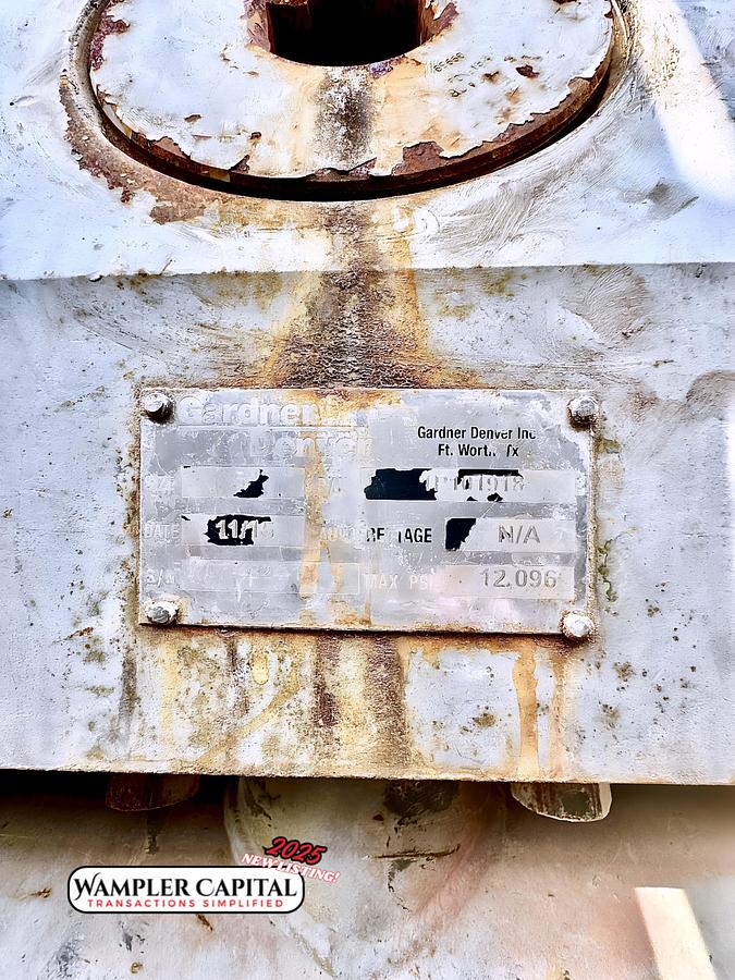 Used 2010 Mack High-Pressure Frac Pump Truck - GU814