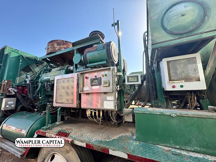 Used 2006 Mack High-Pressure Frac Pump Truck - GU813