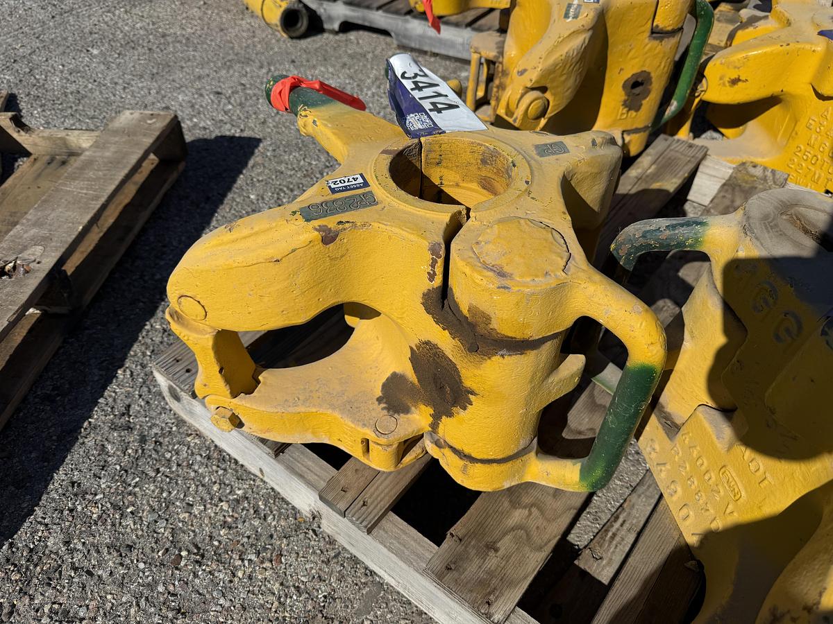 Used BJ AA 4 1/2'' 150-Ton DP Elevators