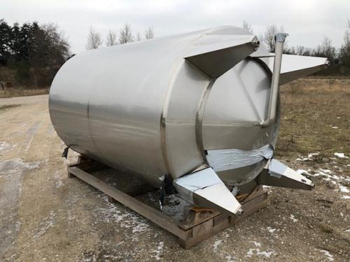 Used 10,400 liter stainless steel tank - NY