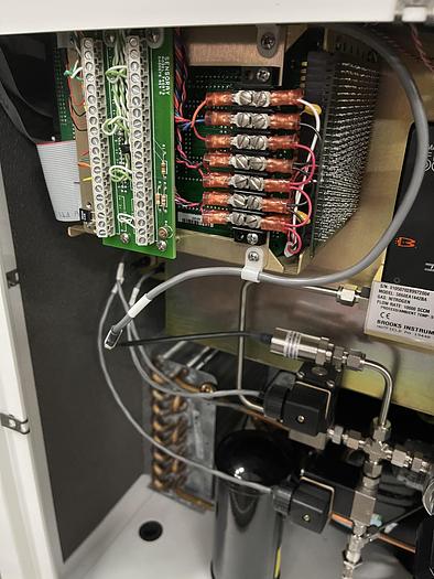 Used Thunder Scientific Model 3900 Two-Pressure Low Temperature Humidity Generator