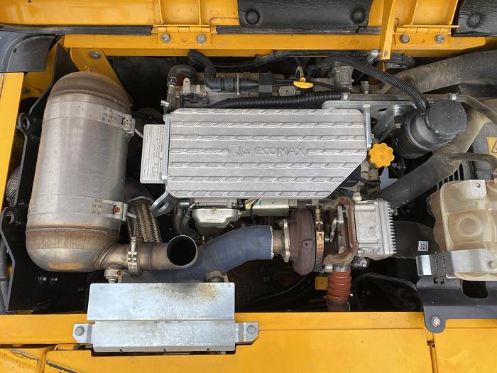 Usato 2018 JCB JS130 LC