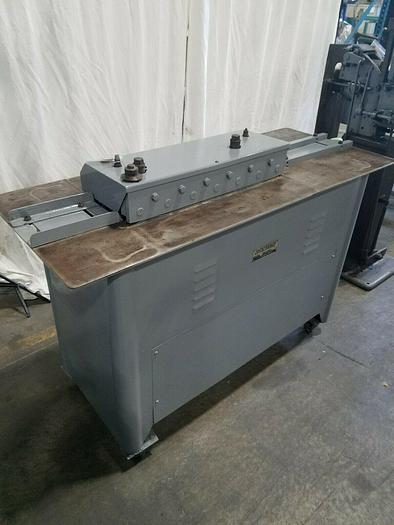 Used Lock Former 18 Gauge Sheet Metal Power Lock Former Double Sided 110V