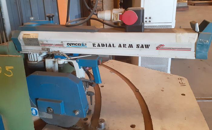 Usado Serra Radial com bancada OMGA