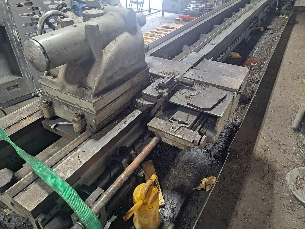 Used Axelson Engine Lathe, 34' Swing, 25.5" Swing over Cross slide, 288" Between Centers, Threading, Taper, Full Length Chip Pan