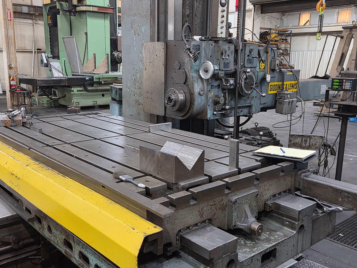 Used Giddings & Lewis Horizontal Boring Mill, Model D-5T, 48" X 96" Table, X Travel 84", Y Travel 72" 25 HP, 975 rpm, 50 Taper, DRO                                         2", 2500 RPM< 40 HP. Fanuc CNC