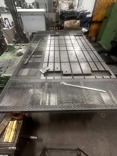 Used Giddings & Lewis Table Type Boring Mill, Model 560, 6" Spindle, X Travel 87.5", Y Travel 66", 40 HP