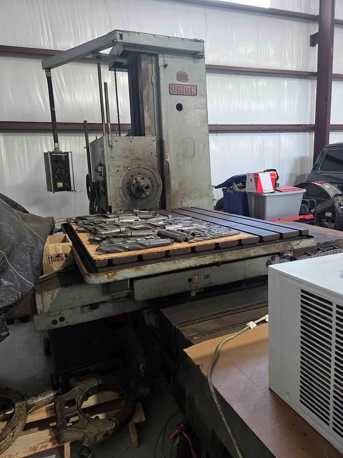 Used 3.5" Union Horizontal Boring Mill, BFT 90/3, X-63", Y-39", 15 HP, ID17320