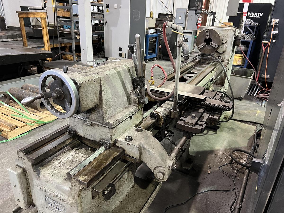Used Kingston Engine Lathe, HL 2000, 16"X 80", 11.5" SOCS, 1981