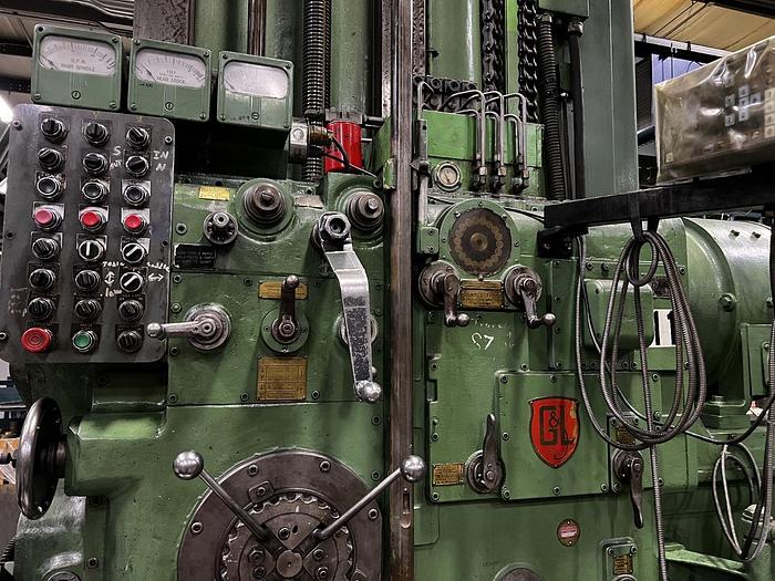 Used Giddings & Lewis Table Type Boring Mill, Model 560, 6" Spindle, X Travel 87.5", Y Travel 66", 40 HP