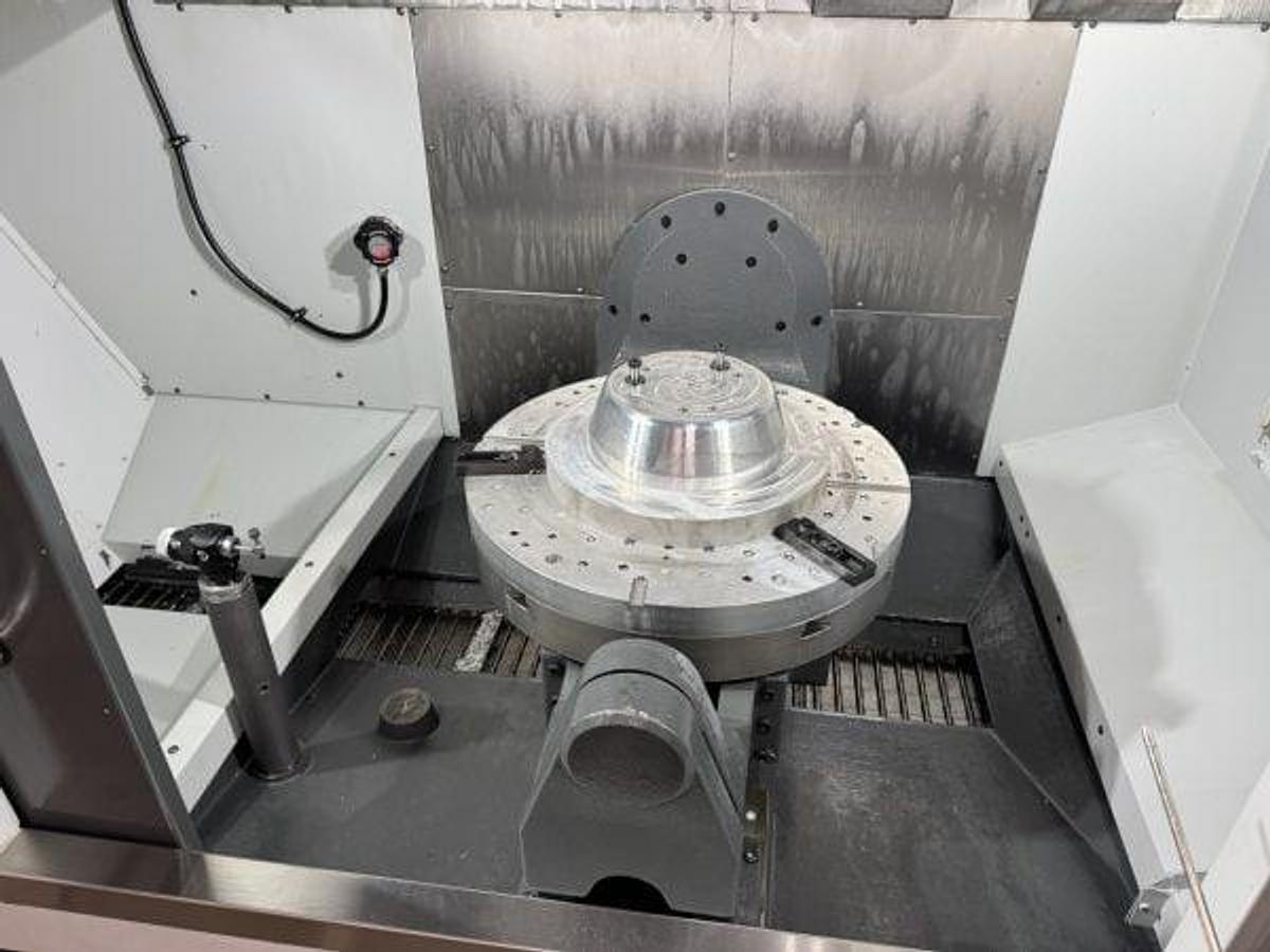 Used HAAS 5 Axis Vertical Machining Center, Model UMC 1000SS, X-40", Y-25", Z-25, 30 HP, 12,000rpm,, Cat 40, 30 ATC, HAAS CNC