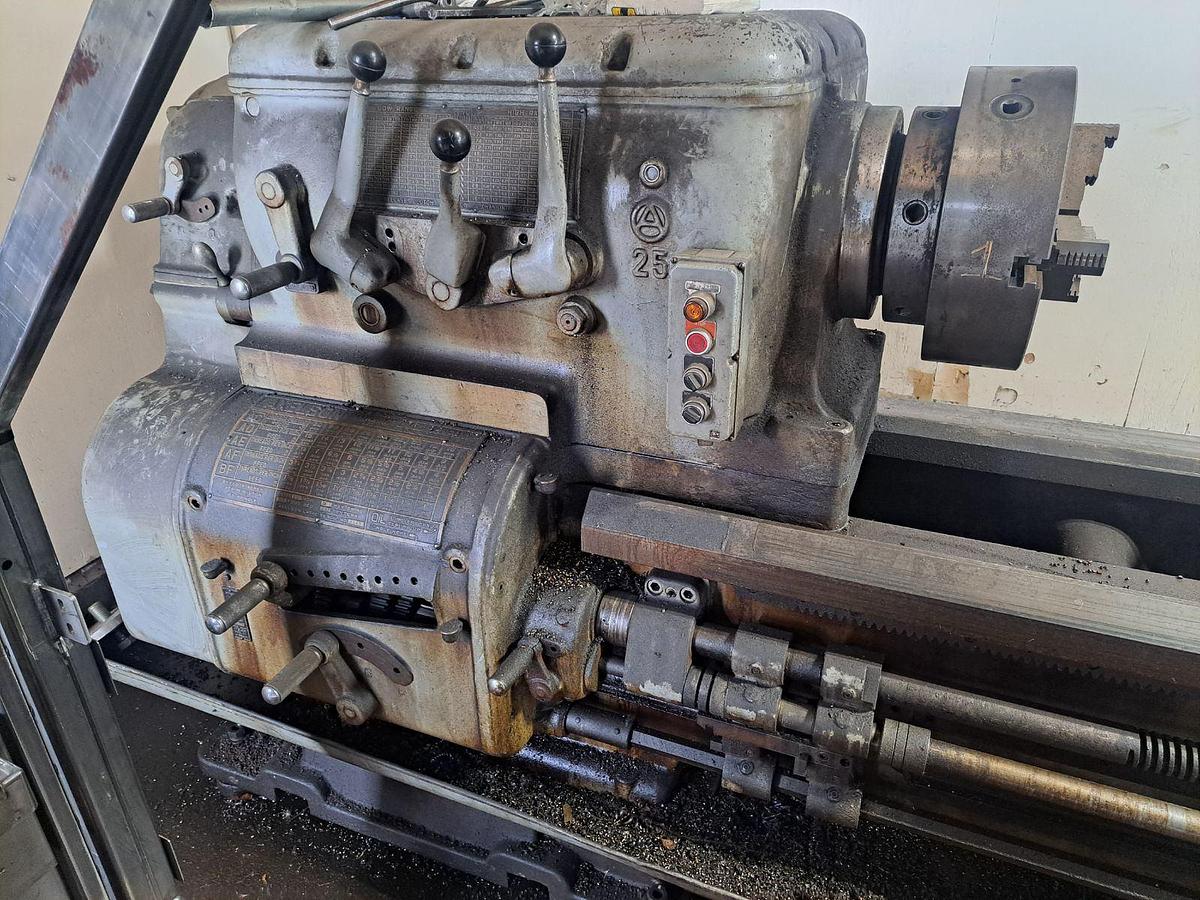 Used Axelson Engine Lathe, 34' Swing, 25.5" Swing over Cross slide, 288" Between Centers, Threading, Taper, Full Length Chip Pan