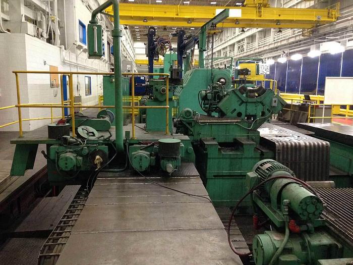 Used Waldrich Siegen Turbine Lathe, Swing 250", Distance between centers 516" Swing Over Cross Slide 119" 125 HP, Pendant Control