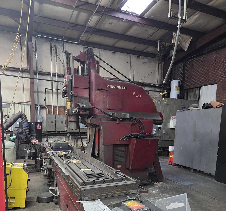 Used Cincinnati Milacron Heavy Duty Milling Machine, Model Hydrotel, 28" X 157" table, 144" of table travel, 1800 RPM, 30 HP 