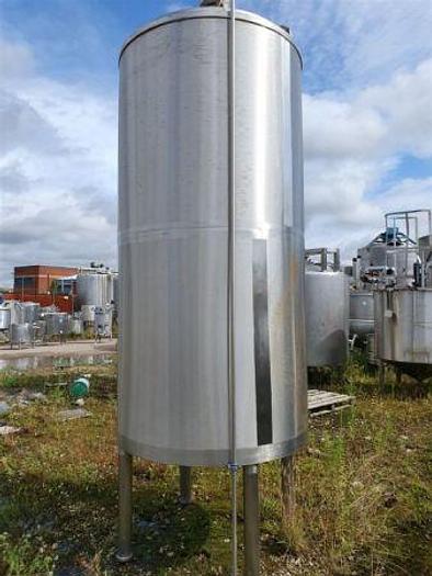 Used 2,800 Litre Stainless Steel Insluated Tank with Top Manway