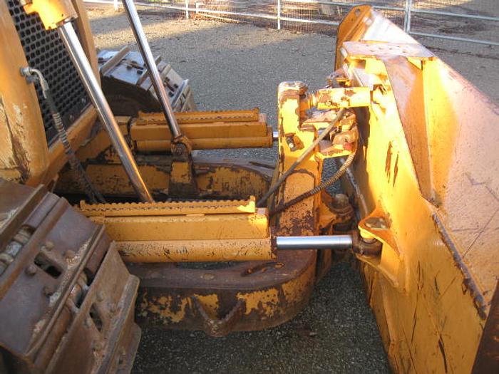 Used 2010 CASE 1650L