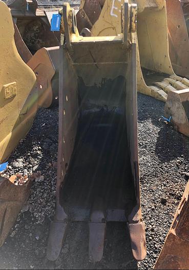 Used 22" Excavator Bucket 318