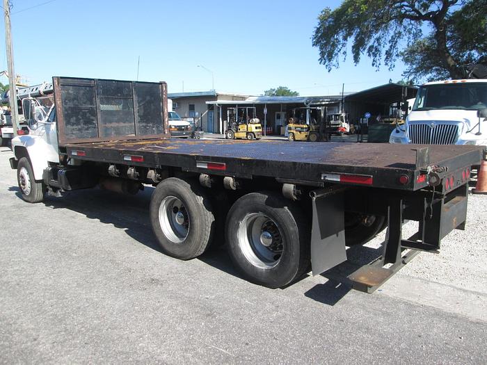 Used 1990 Ford F 900 Tandem Axle Flat Bed Truck