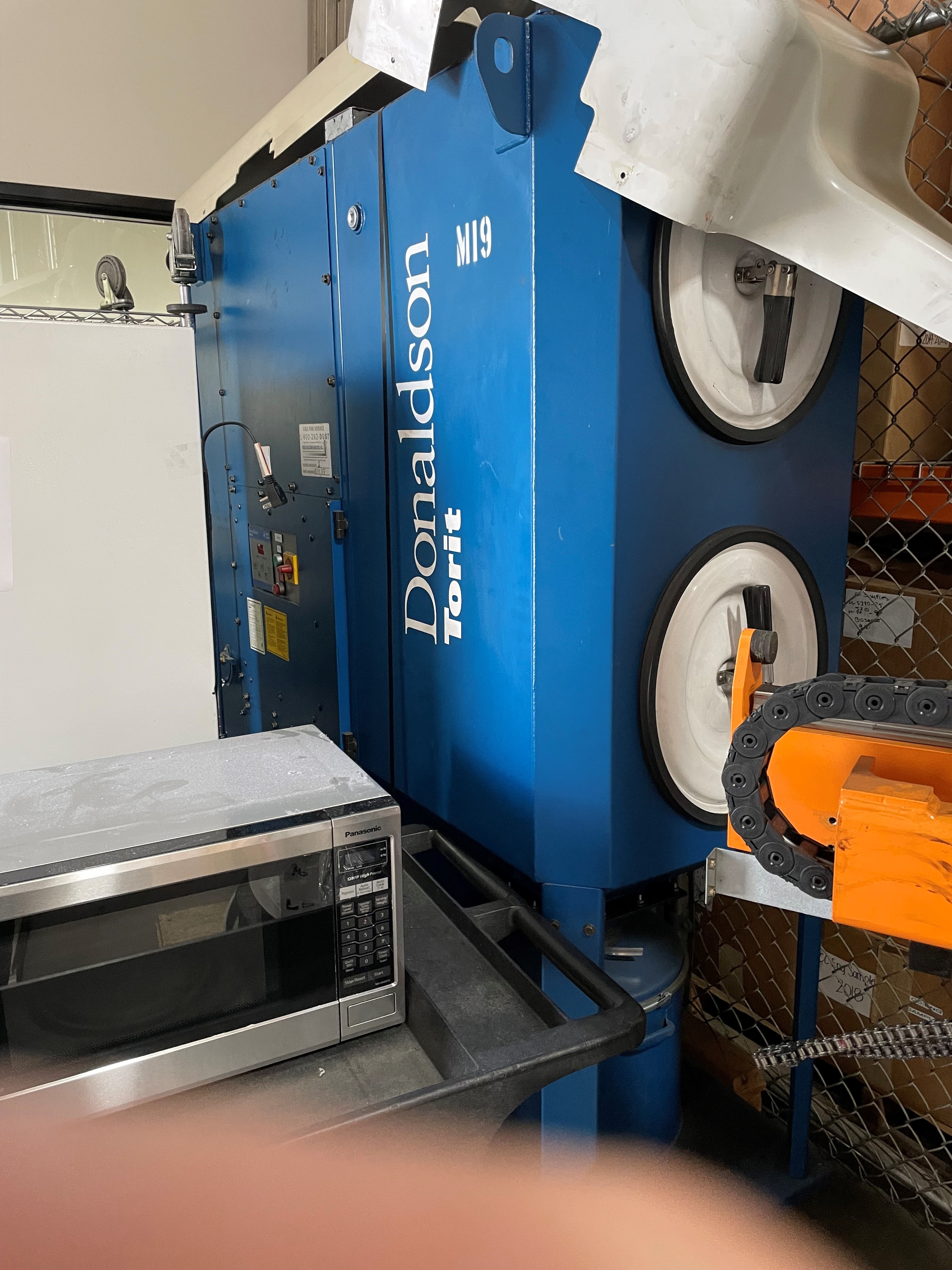 Used Torit Donaldson DFO 2-2 Downflo Oval Dust Collector 200- 1,600 CFM 3 HP #6419