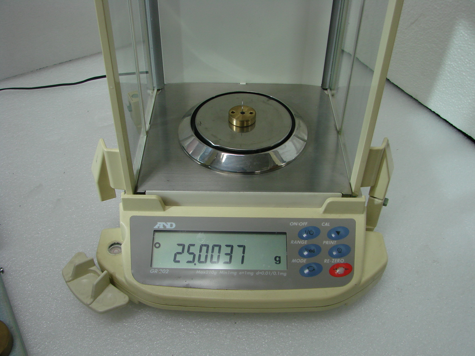Used A&D GR-202 Semi-Micro Analytical Balances