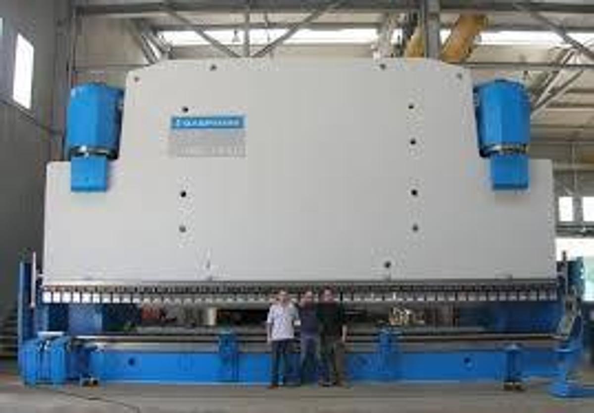 Used BYSTRONIC, FINN-POWER, SALVAGNINI, TRUMPF... Laser Cutters, Panel Benders, Press Brakes etc.