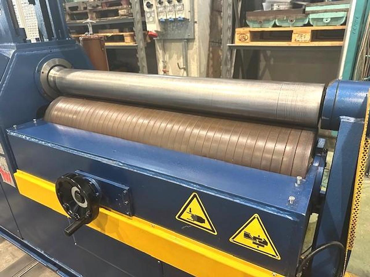 Used  FACCIN 1250x3mm 2-Roll Bender