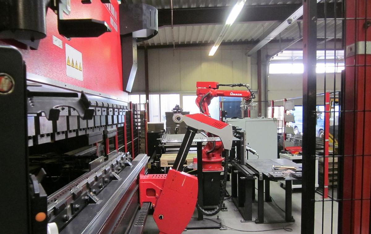 Used BYSTRONIC SALVAGNINI TRUMPF ...