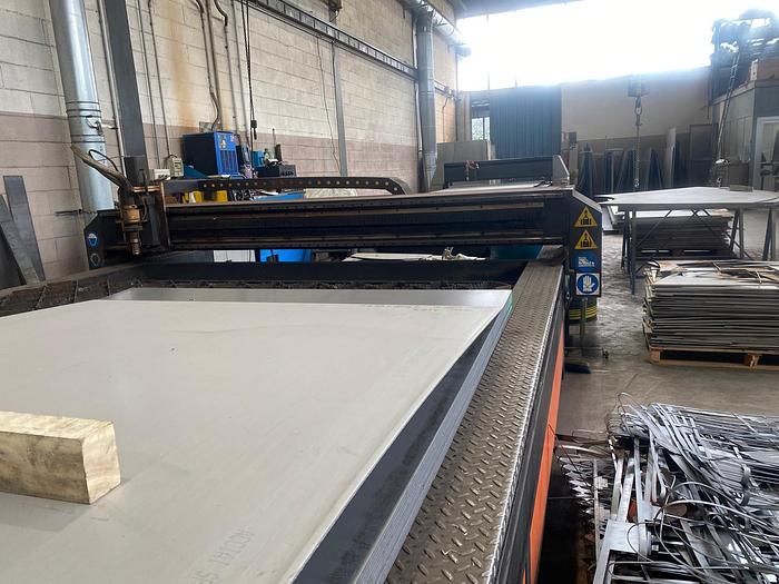 Used  *** 2500x6000x30mm Plasma Cutter