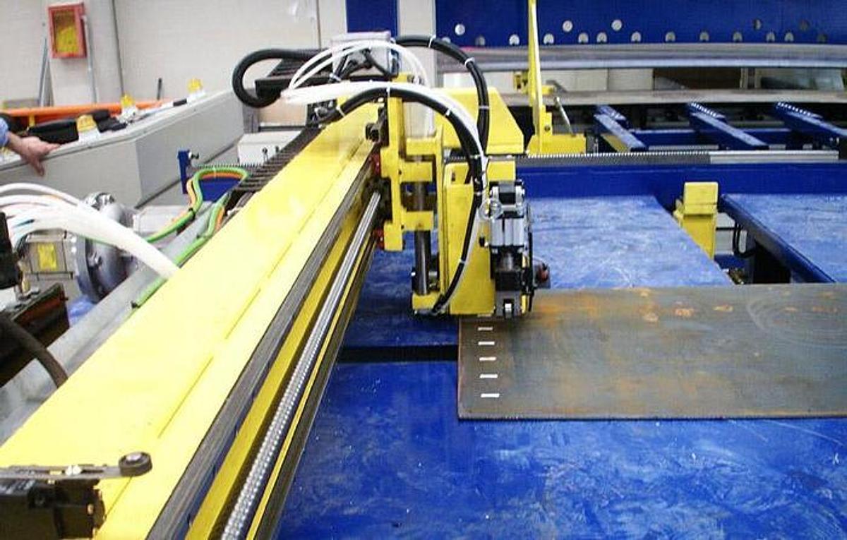 New F&P 16m x 2.000ton (Tandem) Press Brakes