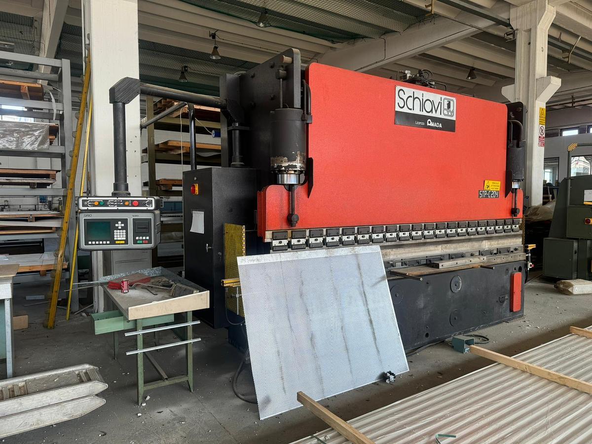 Used SCHIAVI 4000mm x 200 ton Press Brake