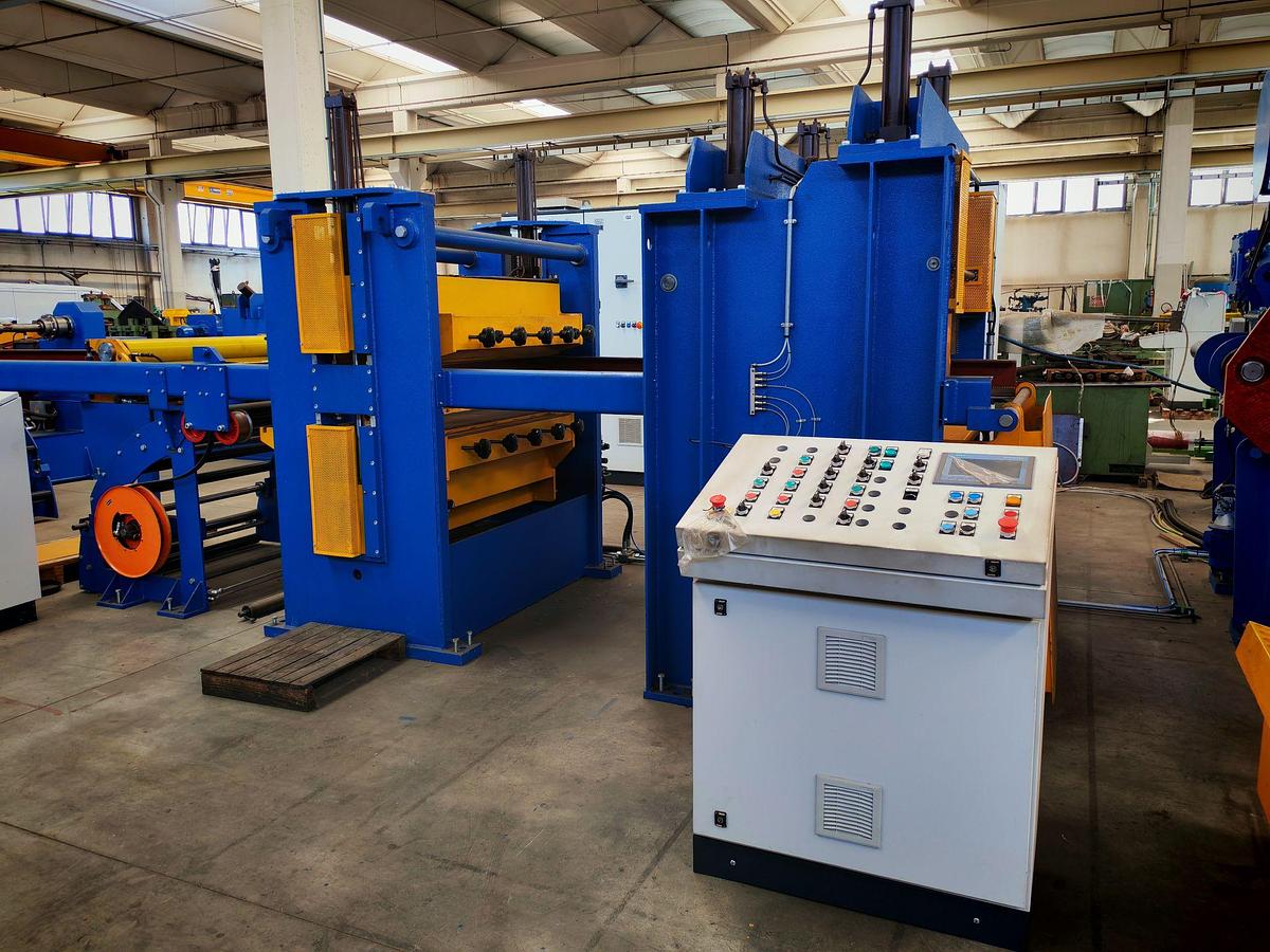Used NOVASTILMEC 870x3mm S.S. Slitting Line