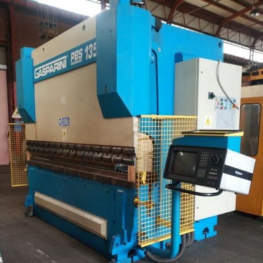 Used *** Sheet metal machinery for the Albanian market