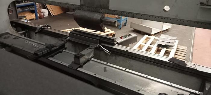 Used LVD 4000mm x 220t Press Brake (Used) #4979