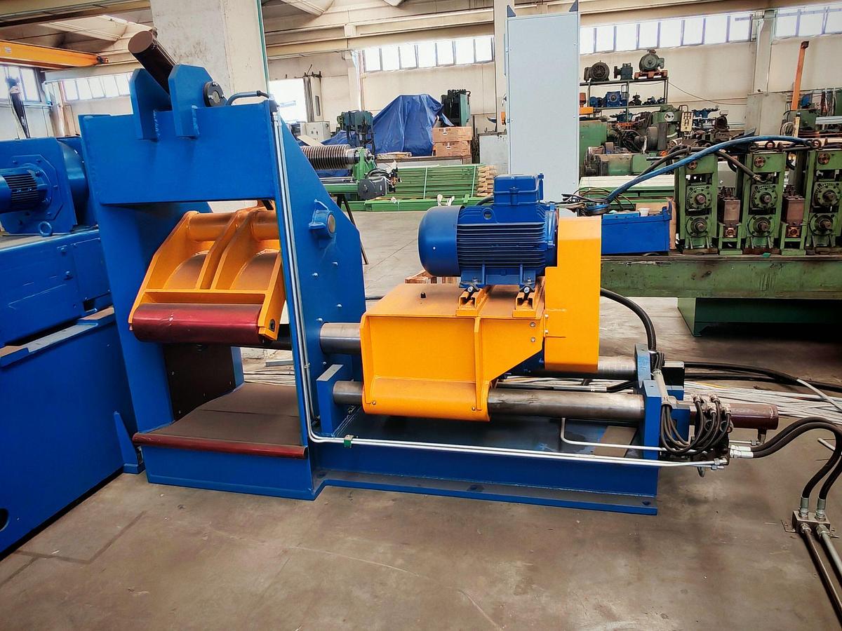 Used NOVASTILMEC 870x3mm S.S. Slitting Line