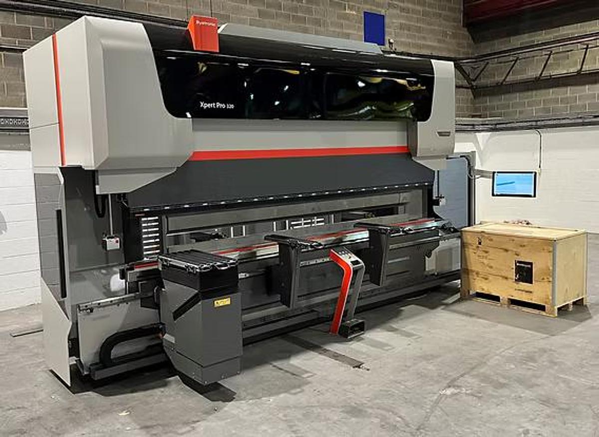 Used BYSTRONIC, FINN-POWER, SALVAGNINI... Panel Benders, Press Brakes, Sheet Metal FMSs