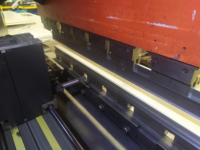 Used AMADA Press Brake (Used) #4983-221464